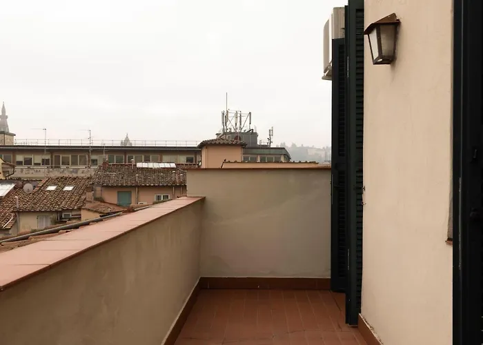 Palazzo Cecchi Florentine Apartment Florence, Italy