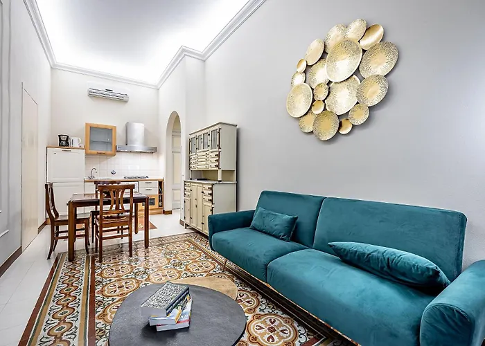 Three Apartments Via Roma Florence, Italy