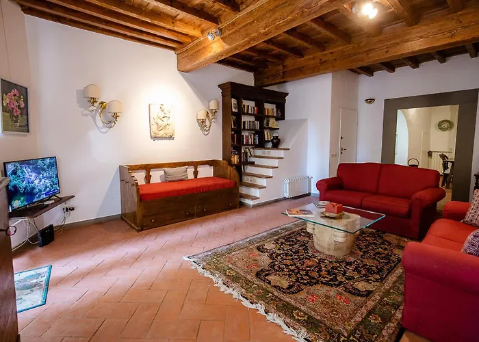 Acacia Firenze - Adelfa Apartment, Italy