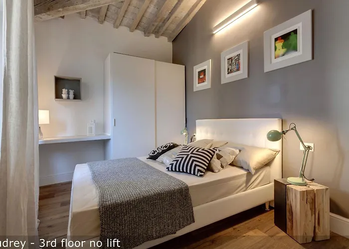 Belle Donne Apartments By Mamo Florence, Italy