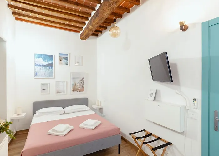 Florence David'S Guesthouse Steps From Accademia Gallery, Italy