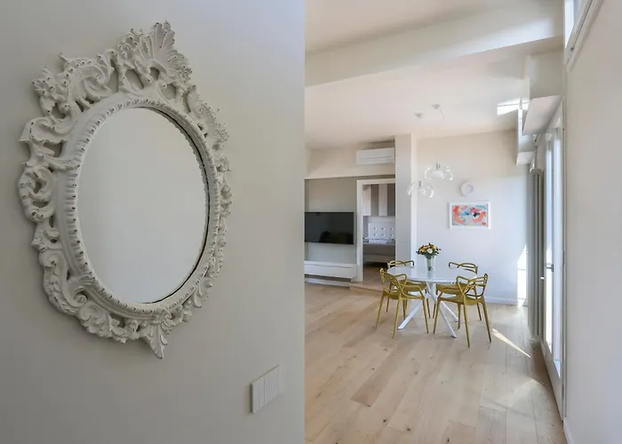 Penthouse With Big Terrace In Oltrarno Apartment Florence, Italy