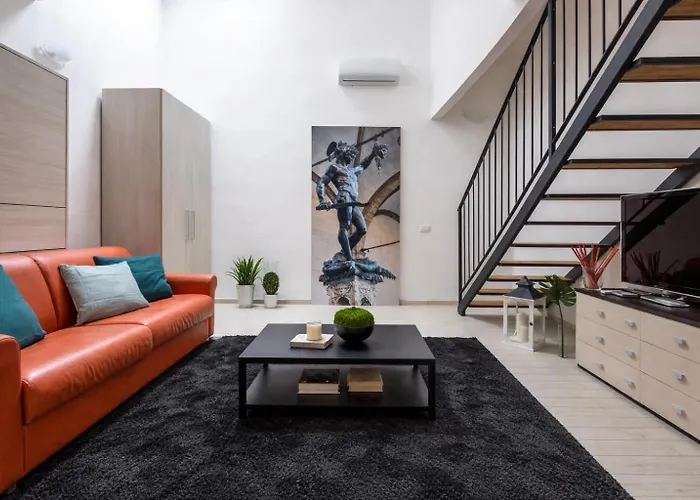 Emma & Olga Apartments -In The City Centre- Florence, Italy