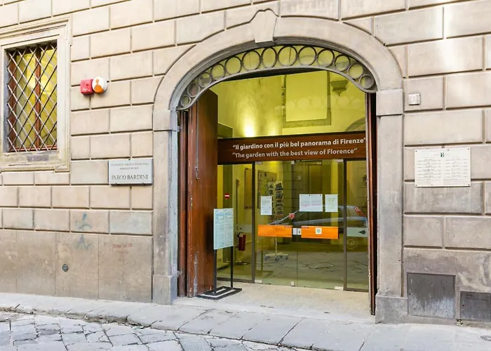 Guesthost - Giardino Bardini Cozy Apartment Florence, Italy